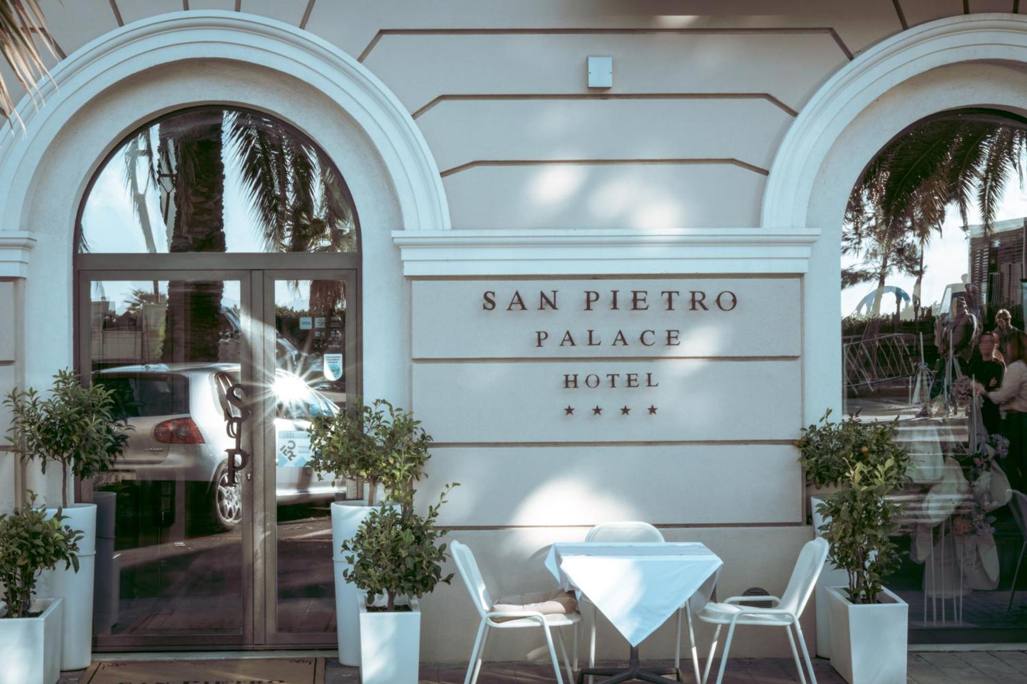 Hotel San Pietro Palace Finale Ligure Exteriér fotografie