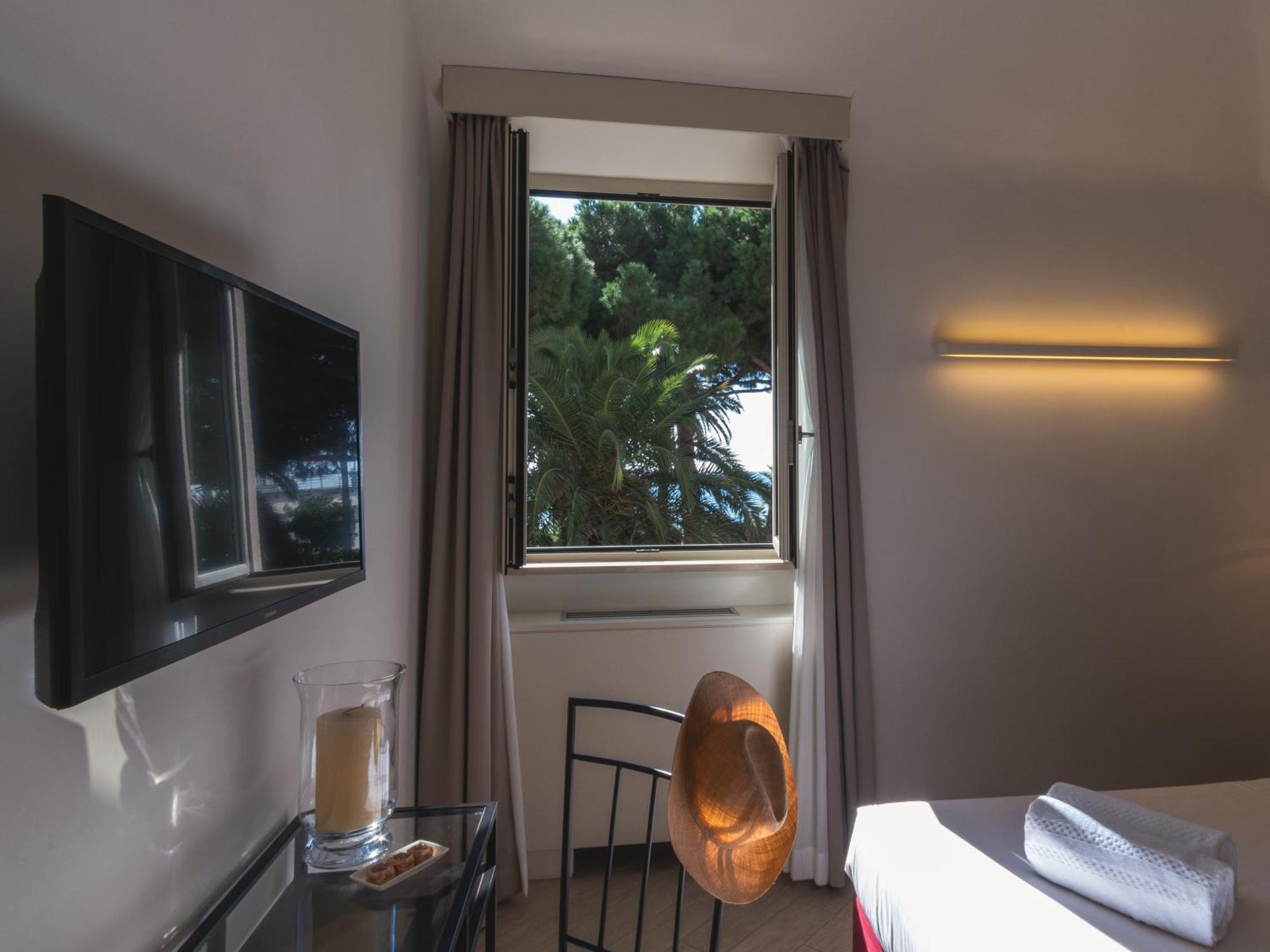 Hotel San Pietro Palace Finale Ligure Exteriér fotografie